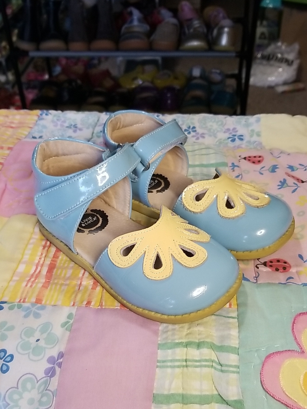 Livie & Luca Light Blue & Light Yellow Patent Leather Mary Jane Size 12 Petals